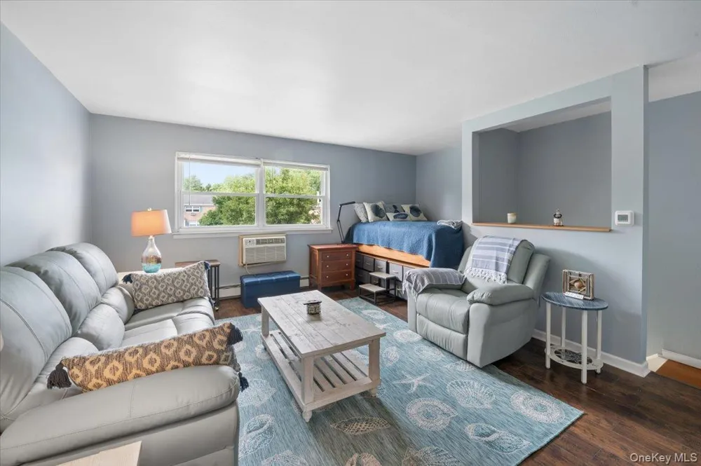 167 Meyer Oval Pearl River, NY 10965