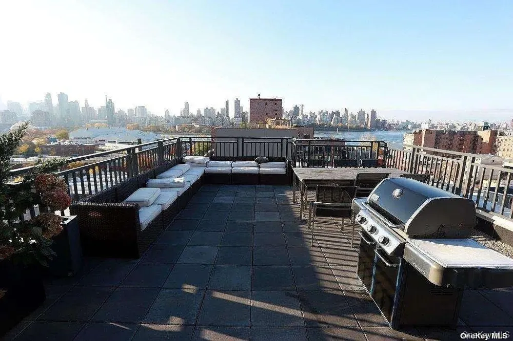 1215 Broadway #424 Astoria, NY 11106