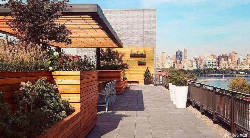 1215 Broadway #424 Astoria, NY 11106