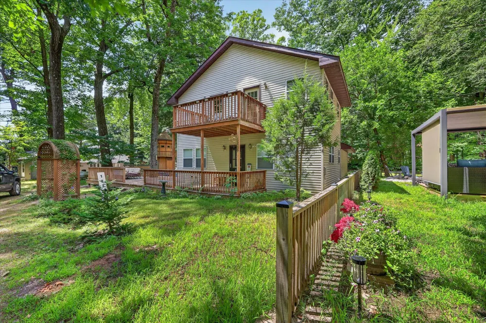 10268 51st Street Grand Junction, MI 49056
