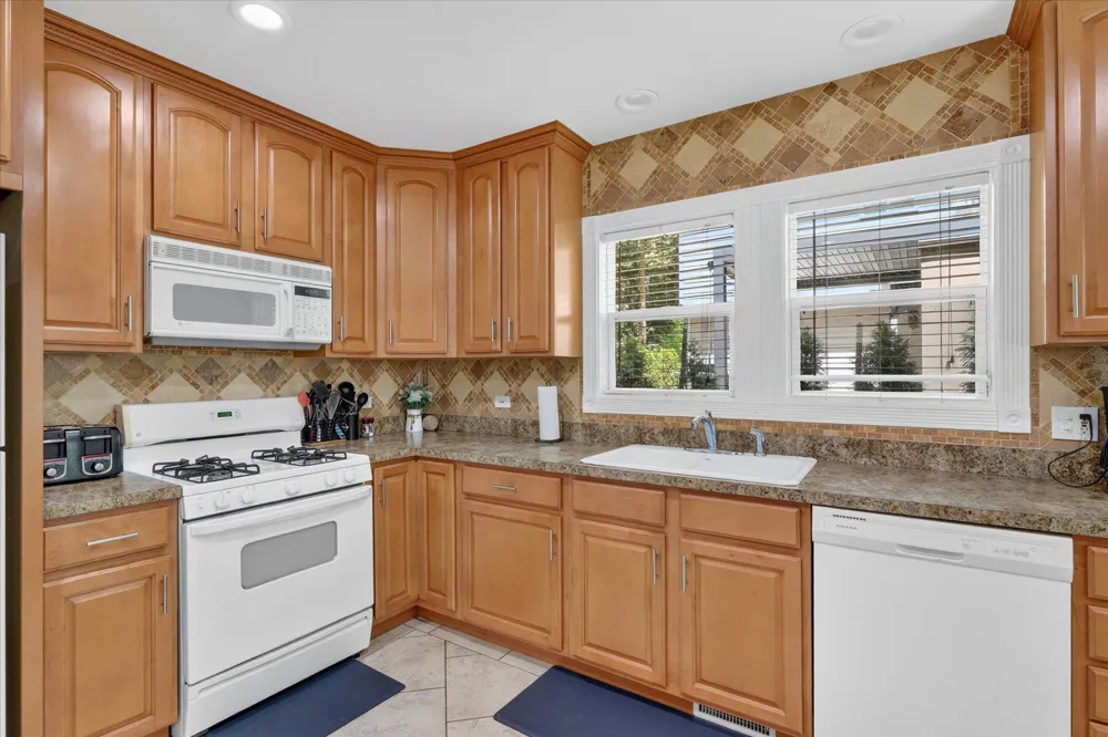 10268 51st Street Grand Junction, MI 49056