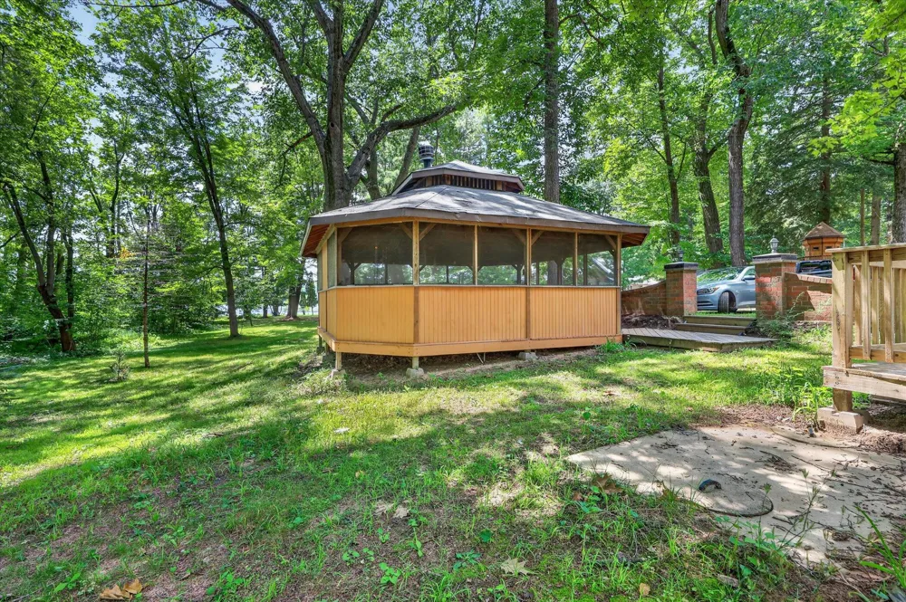 10268 51st Street Grand Junction, MI 49056
