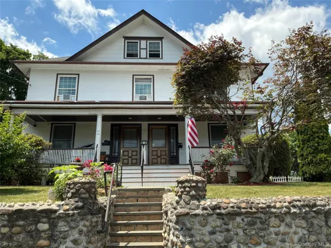 63 Harding Avenue #2