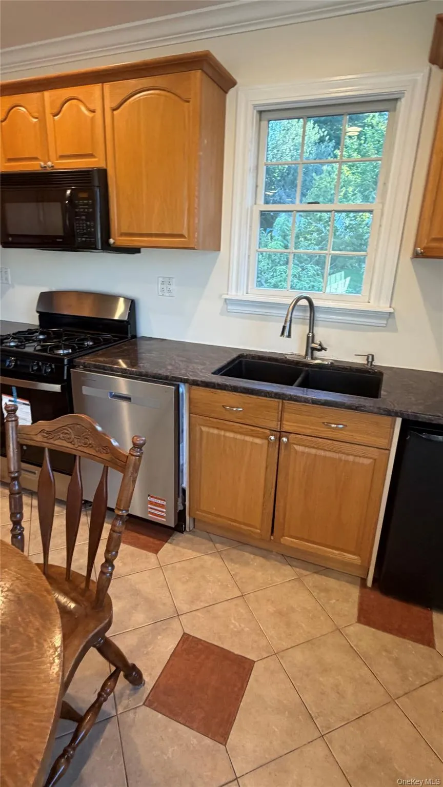 63 Harding Avenue #2 White Plains, NY 10606