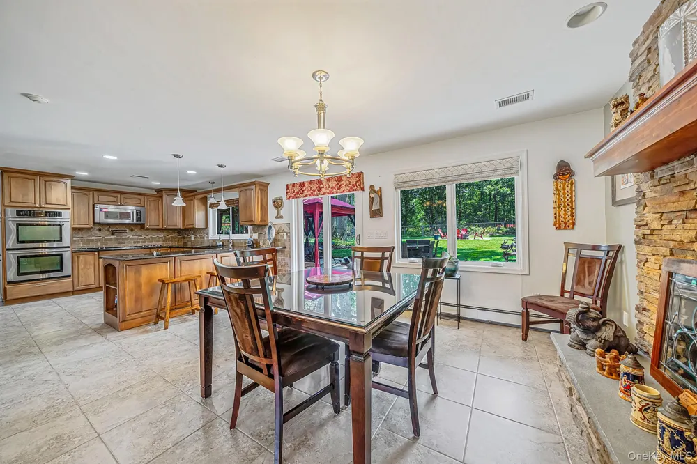 411 Robinson Avenue East Patchogue, NY 11772