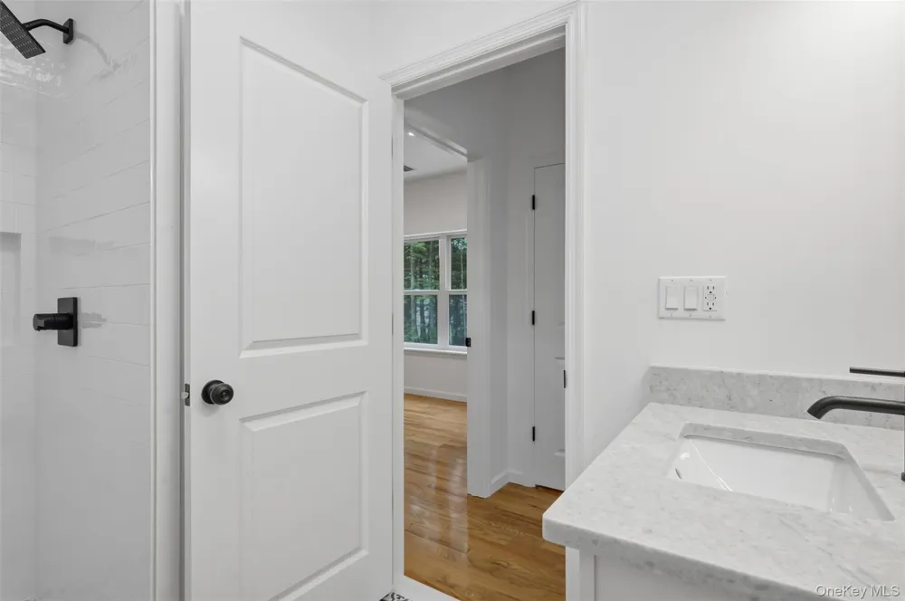 804 Peenpack Trail Sparrowbush, NY 12780