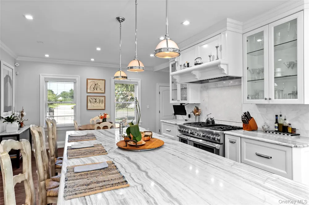 705 Gus Drive East Marion, NY 11939