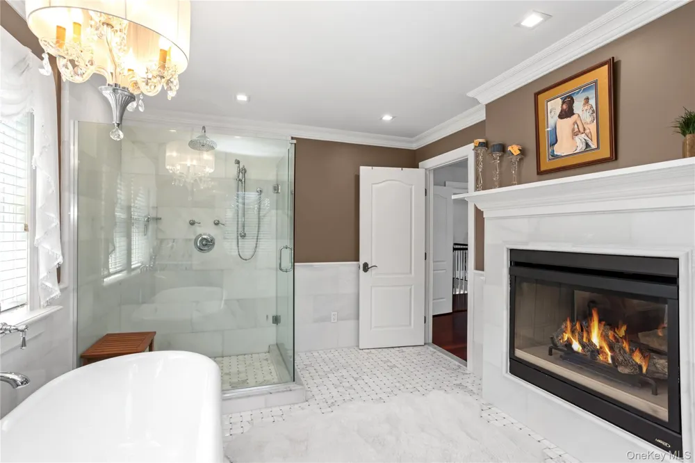 705 Gus Drive East Marion, NY 11939