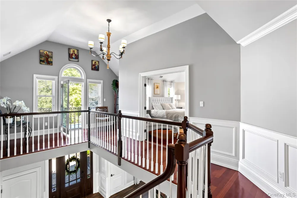 705 Gus Drive East Marion, NY 11939