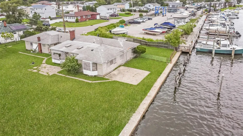 84 Sunset Lane Patchogue, NY 11772