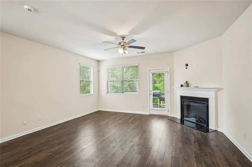 2045 Theberton Trail Locust Grove, GA 30248