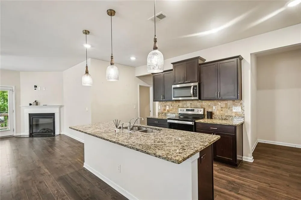 2045 Theberton Trail Locust Grove, GA 30248