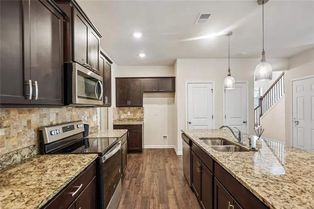 2045 Theberton Trail Locust Grove, GA 30248