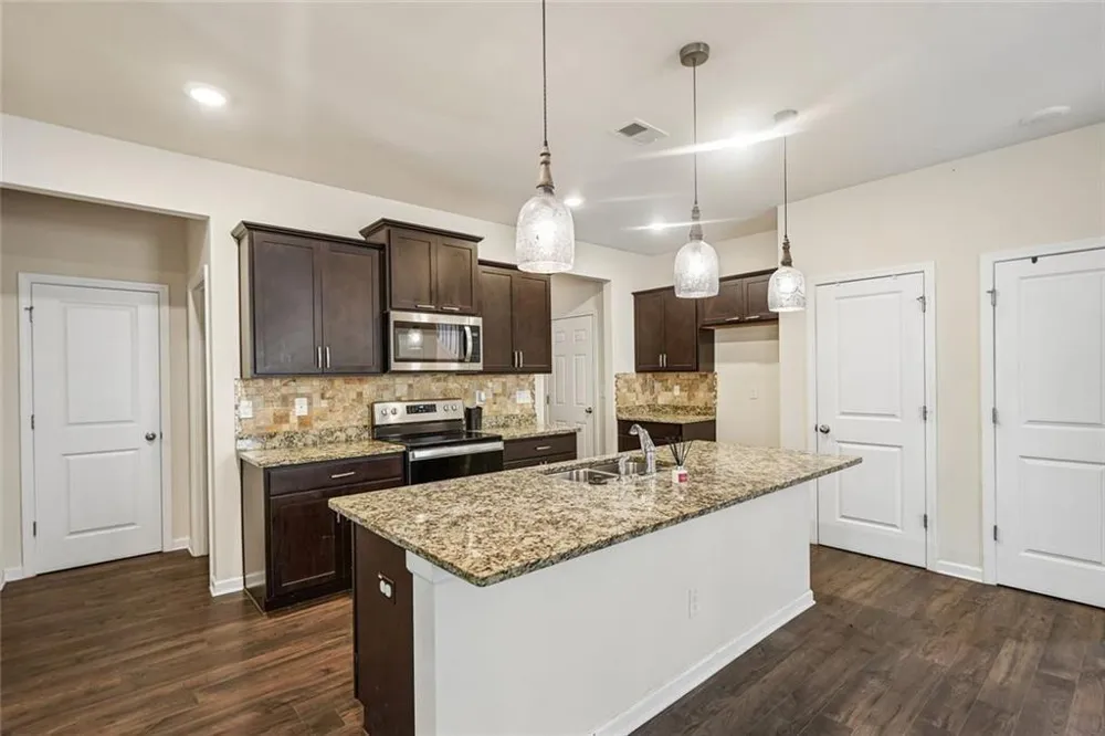 2045 Theberton Trail Locust Grove, GA 30248