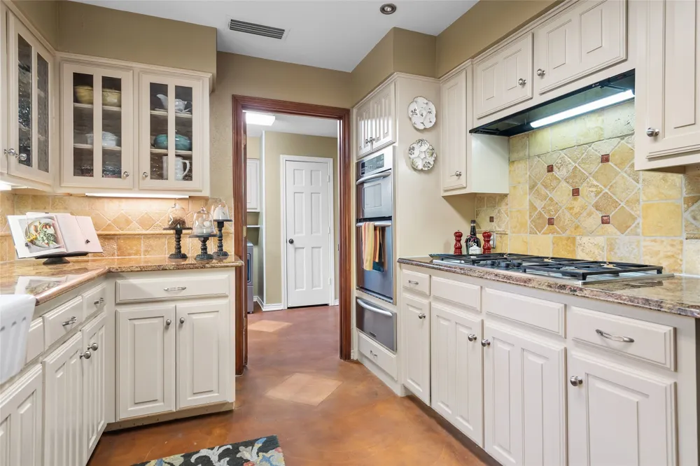 3 Echo Cove Grapevine, TX 76051