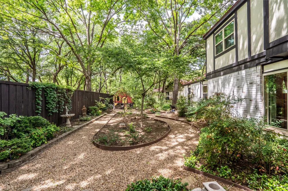 3 Echo Cove Grapevine, TX 76051