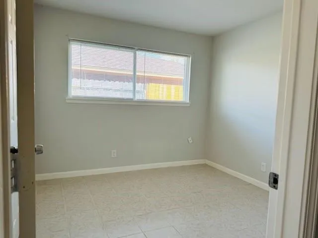 647 Regal Street Houston, TX 77034