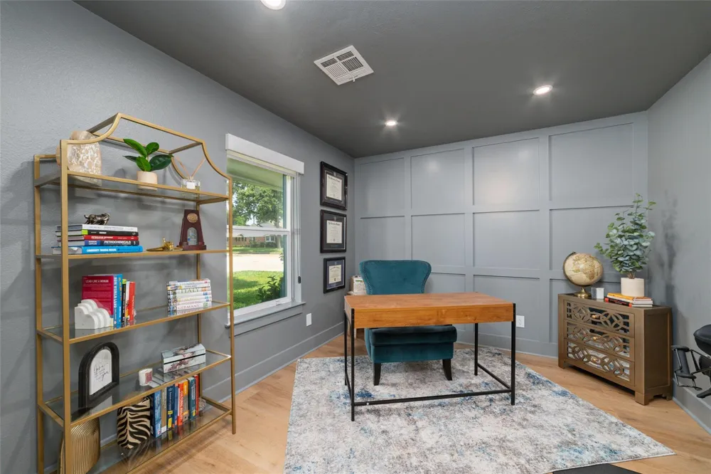6503 Kury Lane Houston, TX 77008