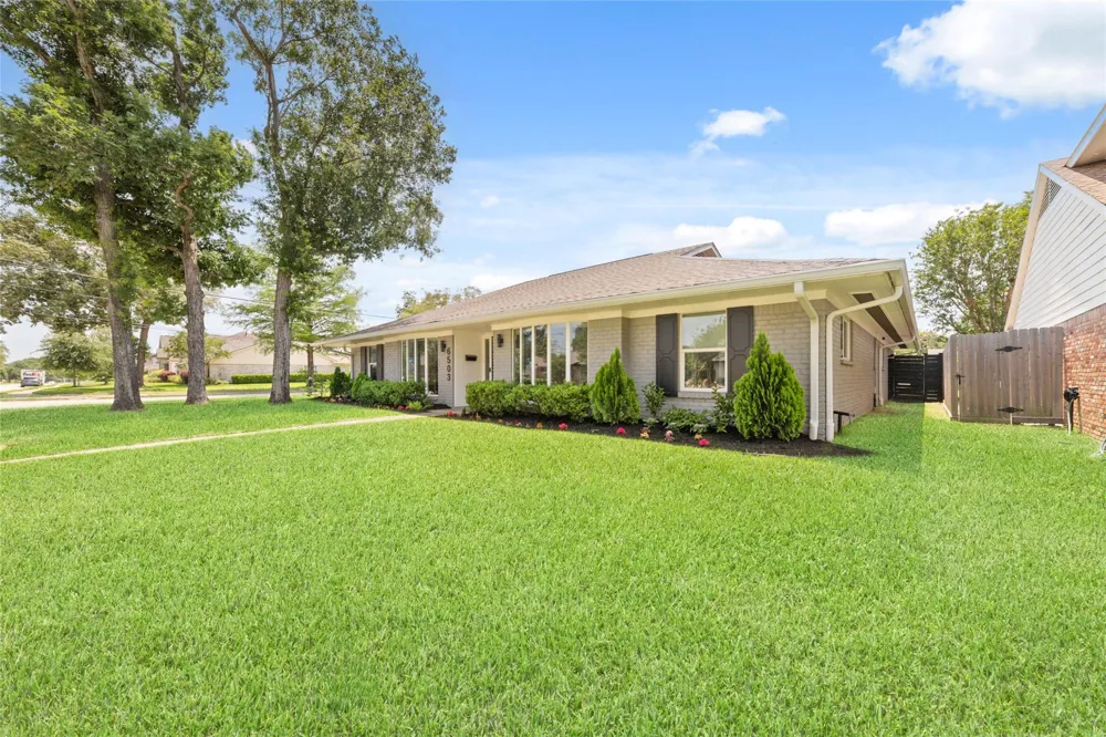 6503 Kury Lane Houston, TX 77008