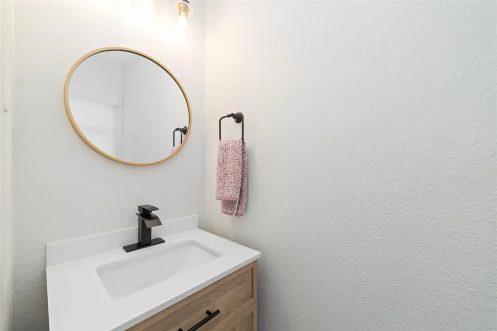 6503 Kury Lane Houston, TX 77008