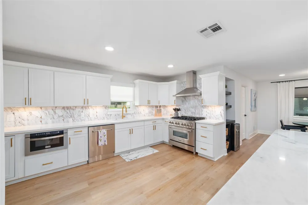 6503 Kury Lane Houston, TX 77008