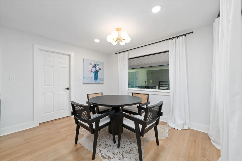 6503 Kury Lane Houston, TX 77008