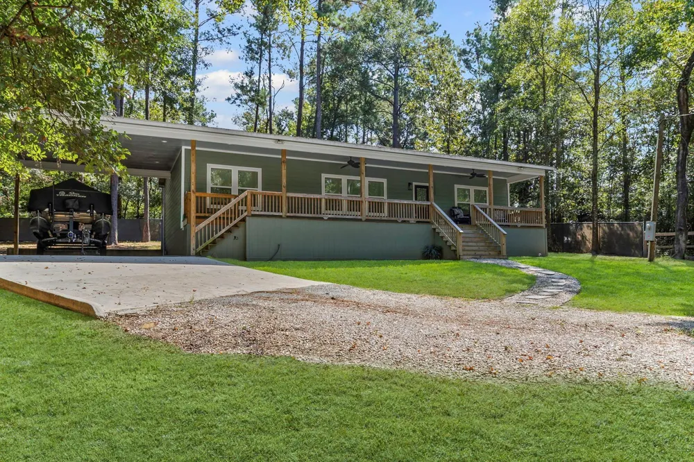 495 Oak Tree Drive Point Blank, TX 77364