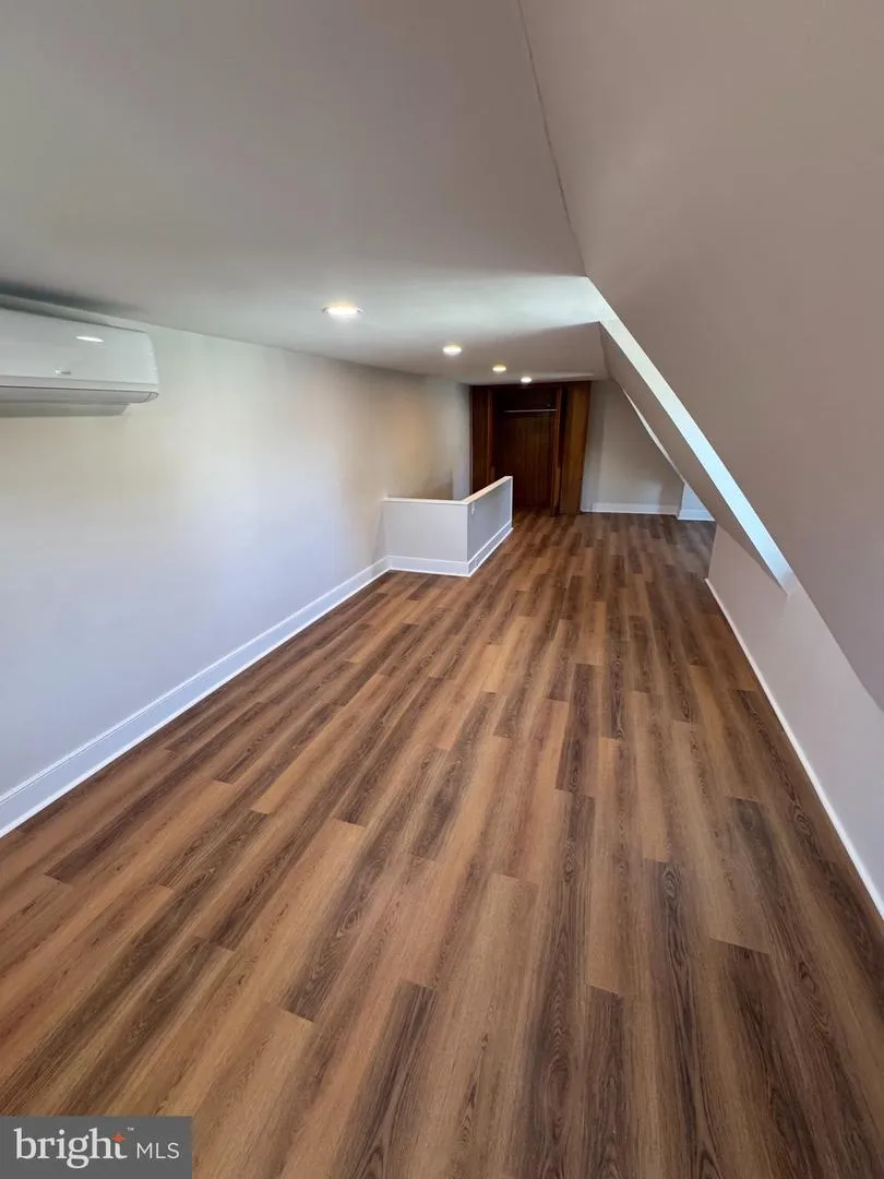 683 KNOWLES AVENUE Southampton, PA 18966