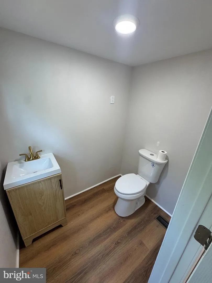 683 KNOWLES AVENUE Southampton, PA 18966