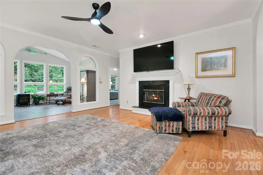 67 Autumn Glen Court Brevard, NC 28712