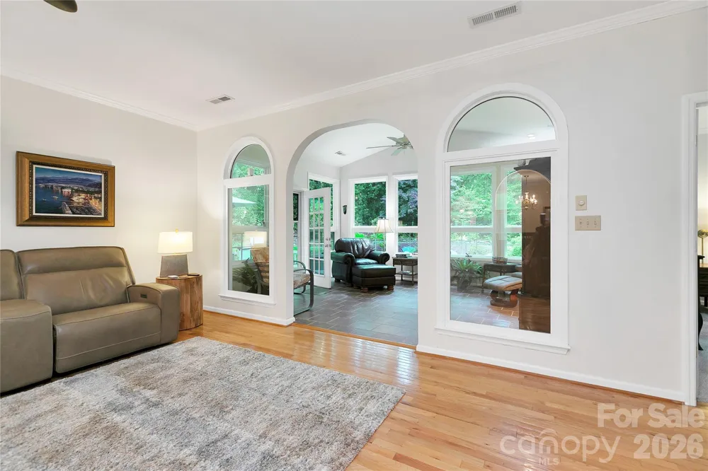 67 Autumn Glen Court Brevard, NC 28712