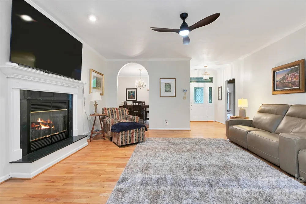 67 Autumn Glen Court Brevard, NC 28712