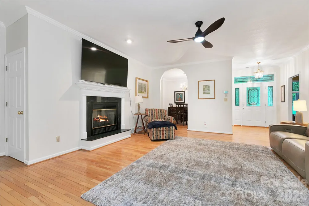 67 Autumn Glen Court Brevard, NC 28712