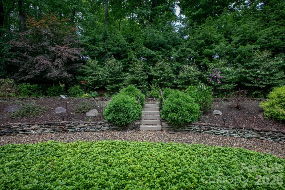 67 Autumn Glen Court Brevard, NC 28712