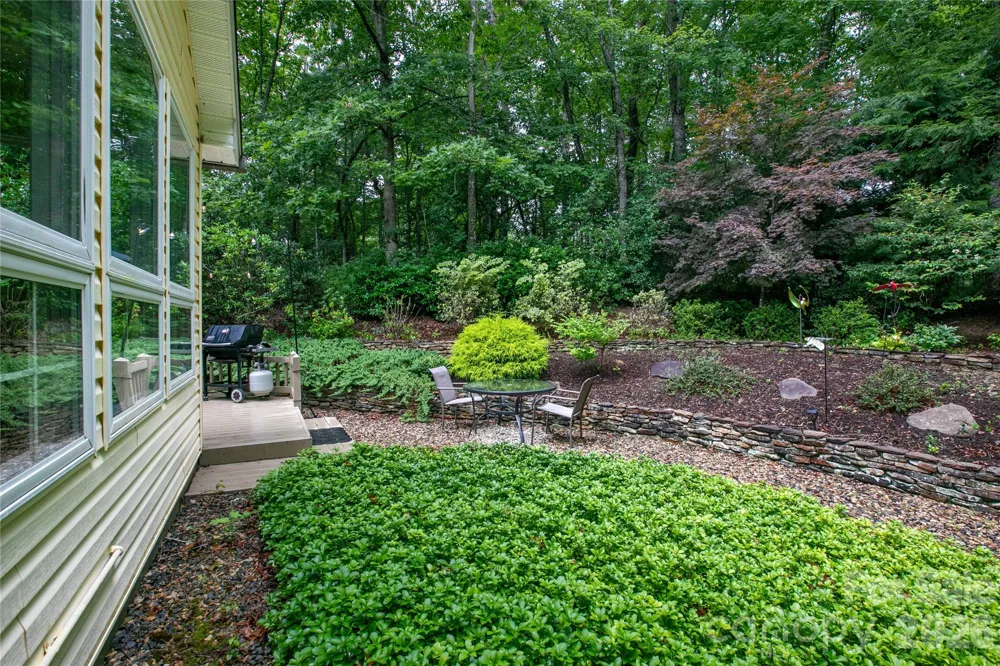 67 Autumn Glen Court Brevard, NC 28712