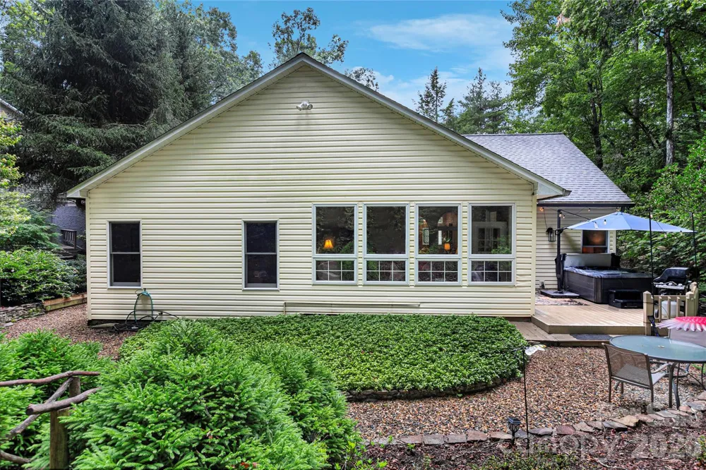 67 Autumn Glen Court Brevard, NC 28712