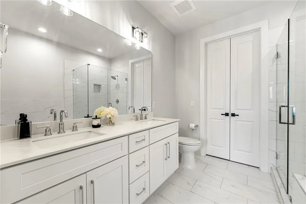 6890 Peachtree Dunwoody Road #301 Sandy Springs, GA 30328