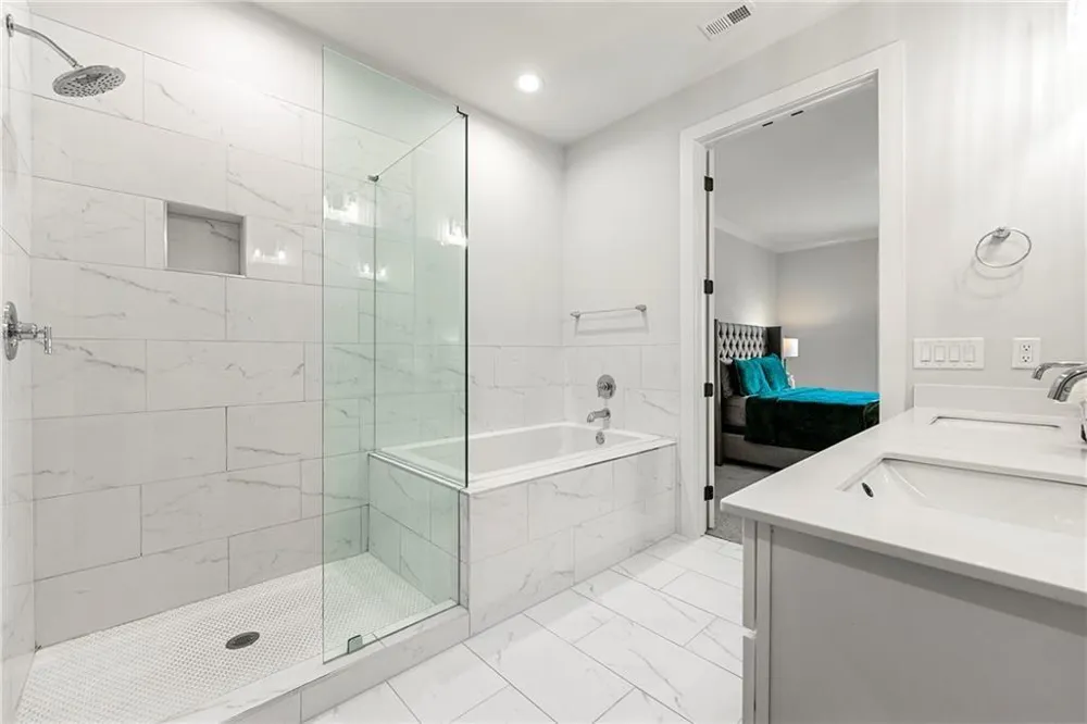6890 Peachtree Dunwoody Road #301 Sandy Springs, GA 30328