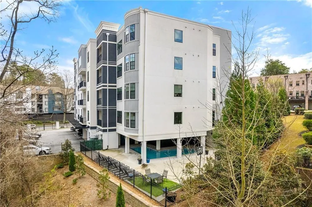 6890 Peachtree Dunwoody Road #301 Sandy Springs, GA 30328