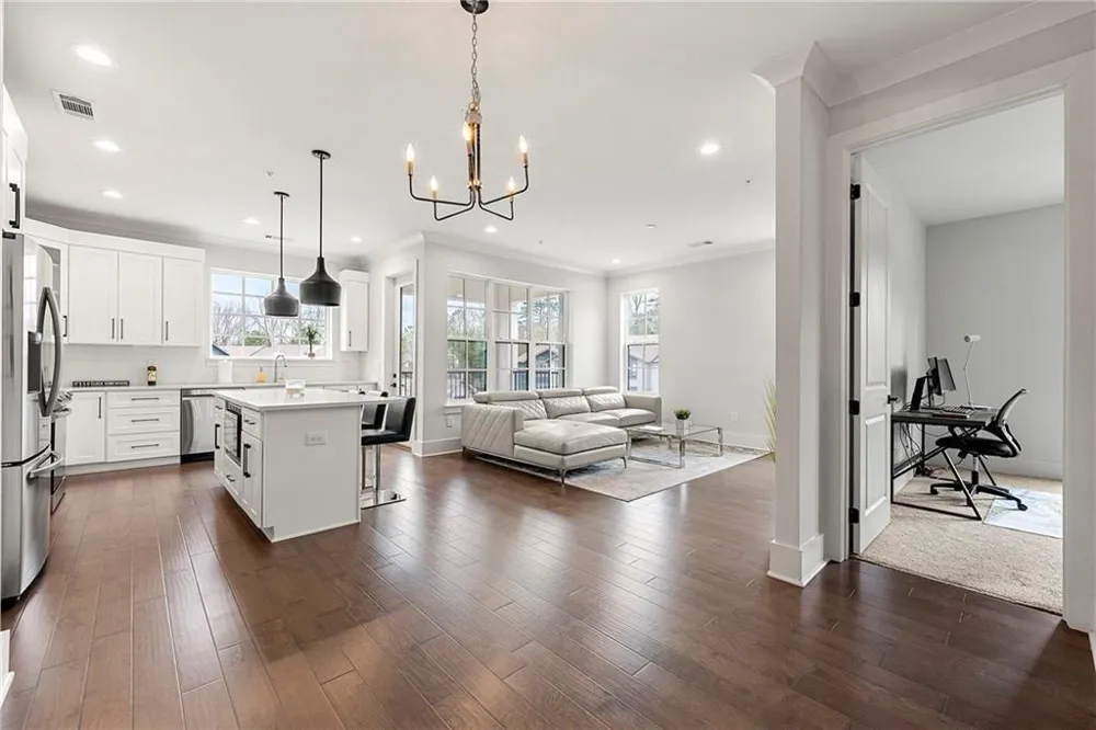 6890 Peachtree Dunwoody Road #301 Sandy Springs, GA 30328