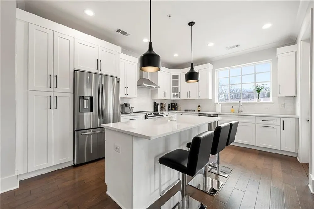 6890 Peachtree Dunwoody Road #301 Sandy Springs, GA 30328