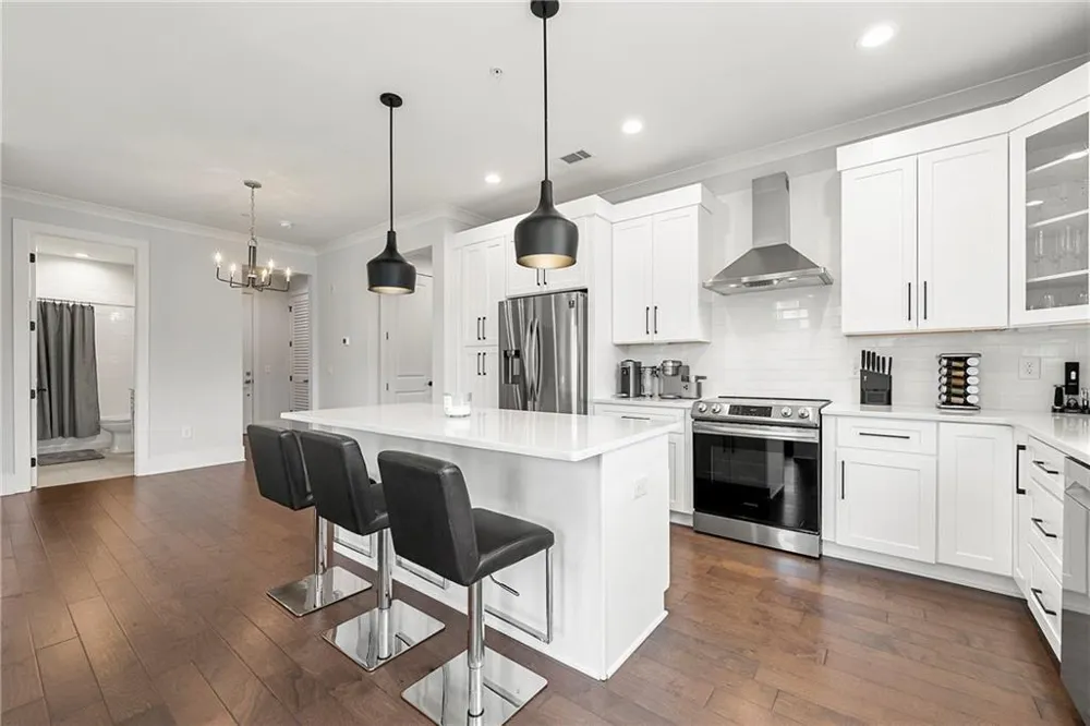 6890 Peachtree Dunwoody Road #301 Sandy Springs, GA 30328