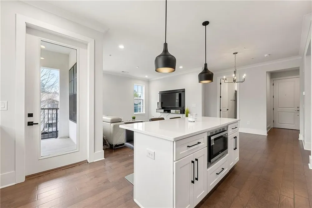 6890 Peachtree Dunwoody Road #301 Sandy Springs, GA 30328