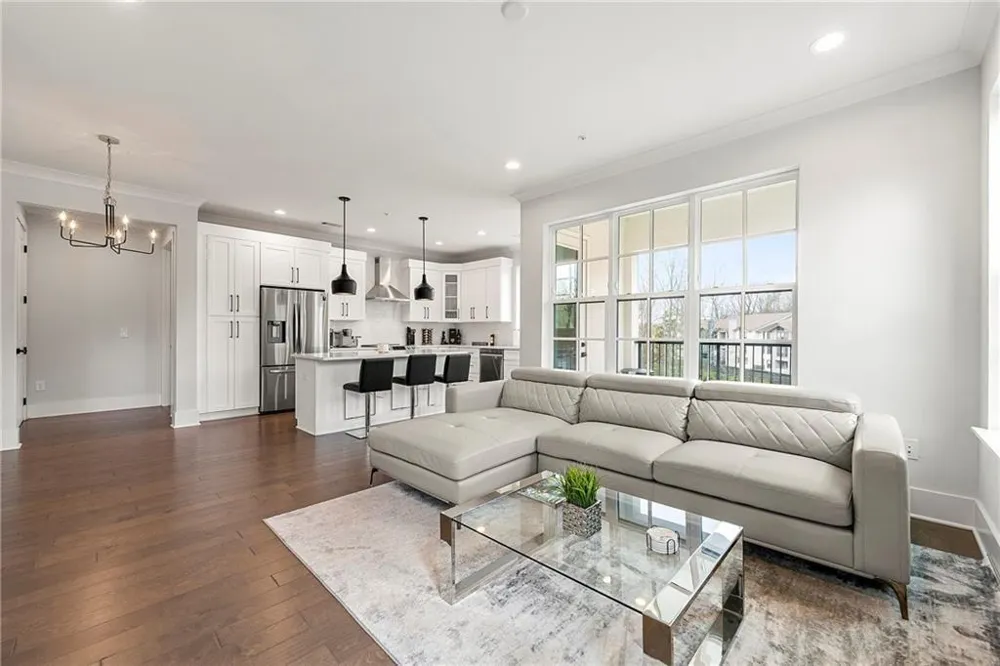 6890 Peachtree Dunwoody Road #301 Sandy Springs, GA 30328