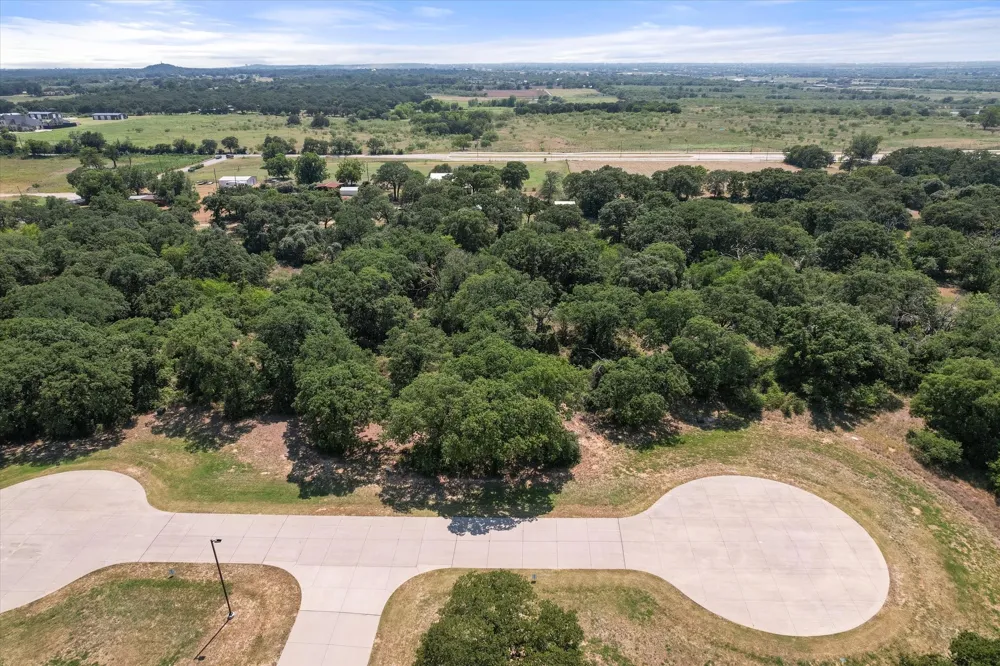 1213 Nottaway Court Burleson, TX 76028