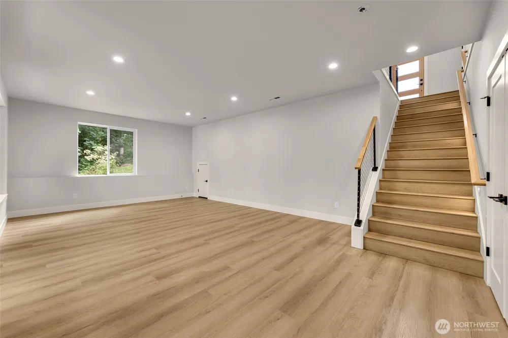 122 Surfview Drive Kelso, WA 98626