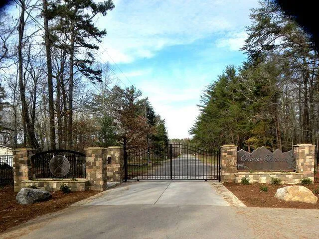 2362 Little Bend Road Signal Mountain, TN 37377