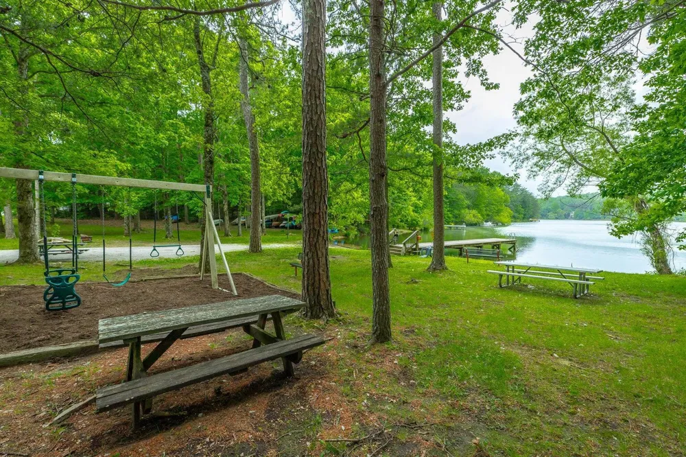2362 Little Bend Road Signal Mountain, TN 37377