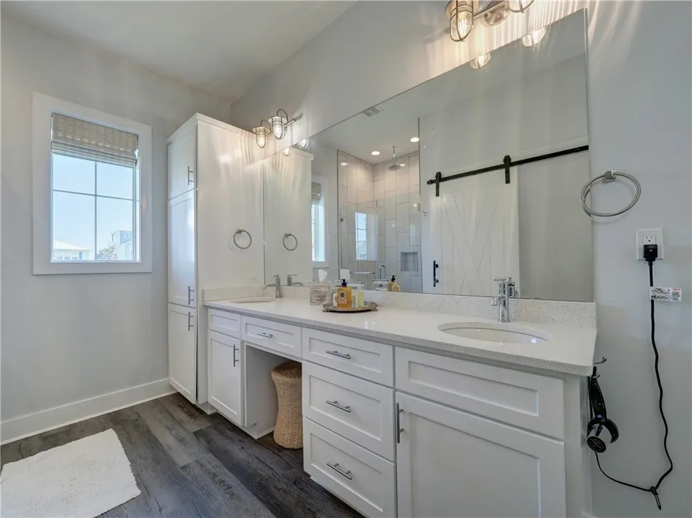 114 Backside Drive Port Aransas, TX 78373