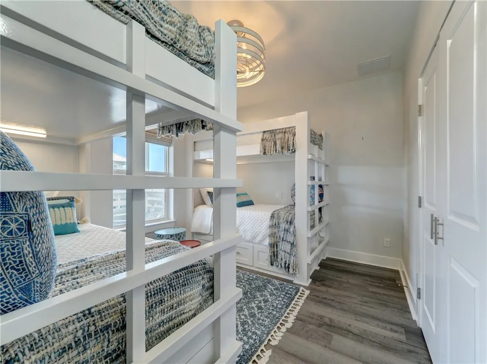 114 Backside Drive Port Aransas, TX 78373